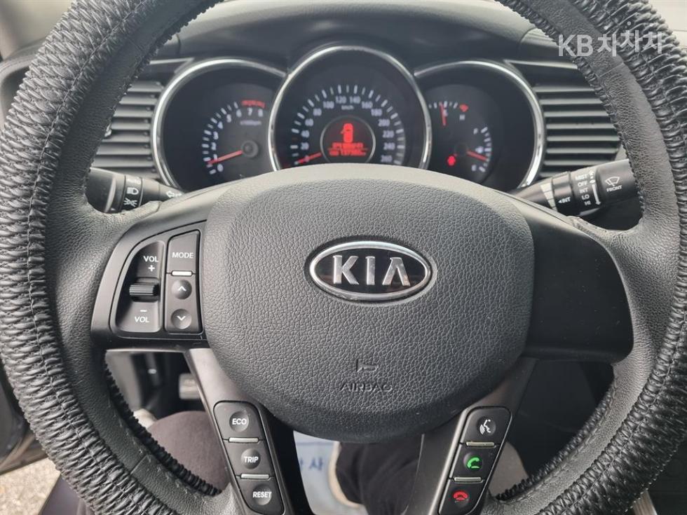 2011 - kia k5