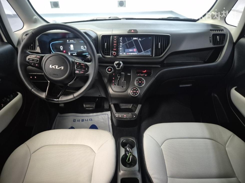 2024 - kia kia