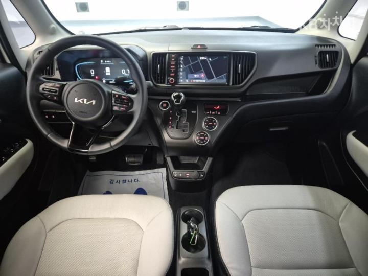 Kia Ray 1.0 Gasoline Signature 8