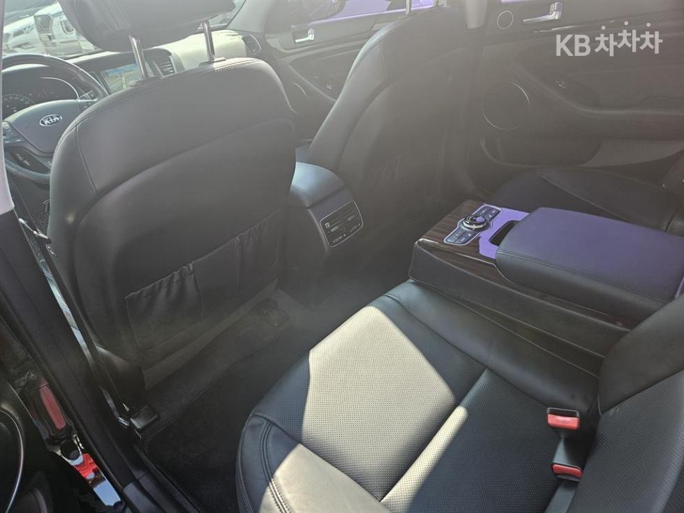 2015 - kia k7