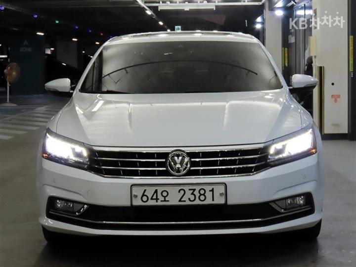 Volkswagen Passat 2.0 TSI 3