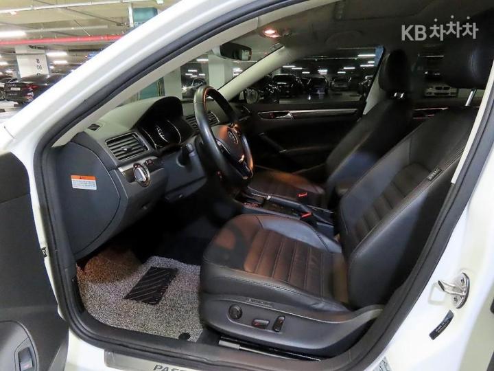 Volkswagen Passat 2.0 TSI 7