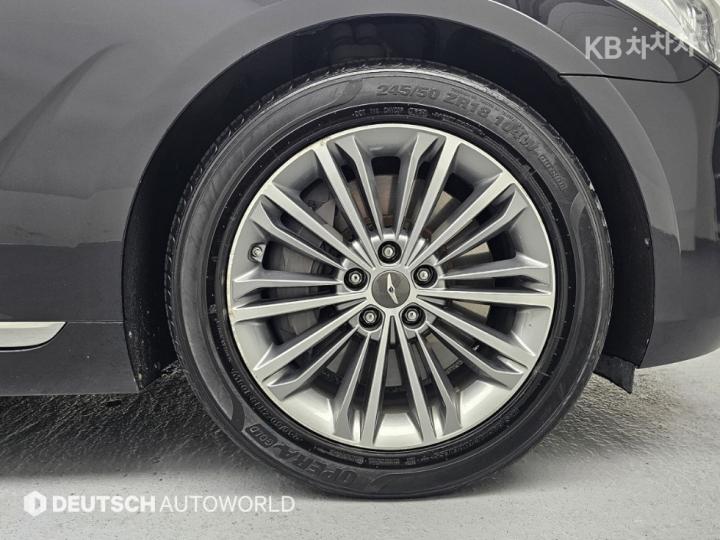 Genesis EQ900 3.8 GDI AWD Luxury 6