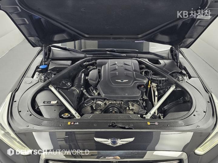 Genesis EQ900 3.8 GDI AWD Luxury 7