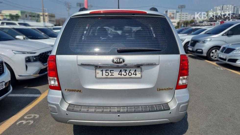 2013 - kia carnival