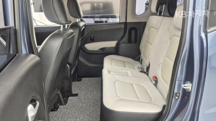 Kia Ray The EV Air 9