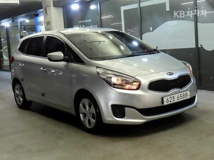 Kia Carens 2.0 LPi Luxury