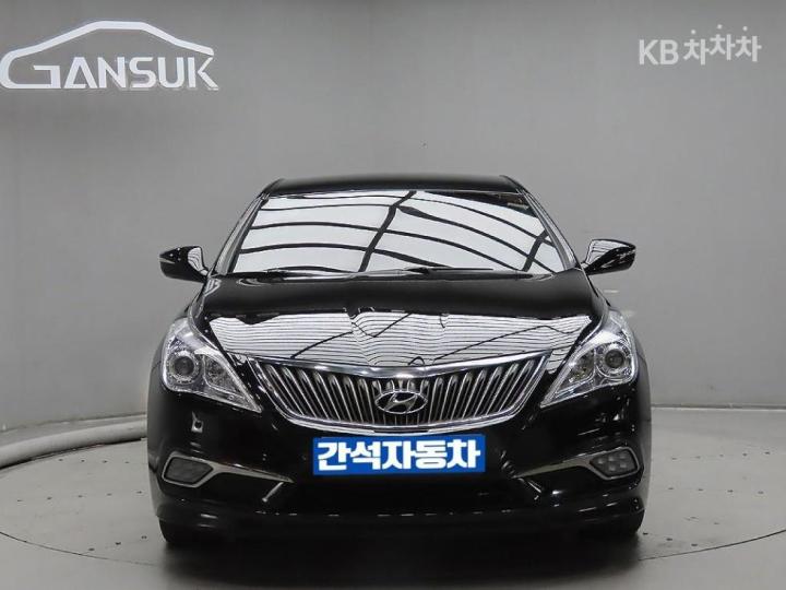 Hyundai Grandeur Hybrid Premium