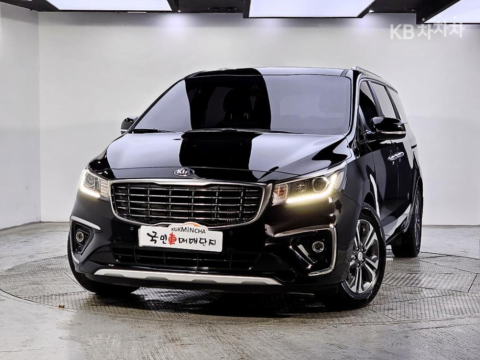 2019 - kia carnival