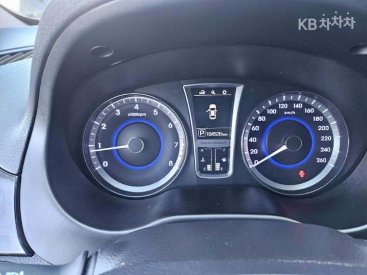 Hyundai Grandeur HG HG240 Modern 6