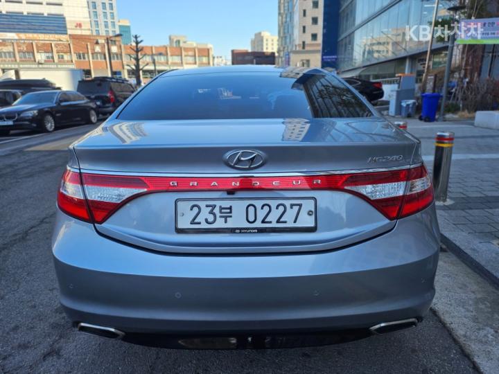Hyundai Grandeur HG HG240 Modern 4