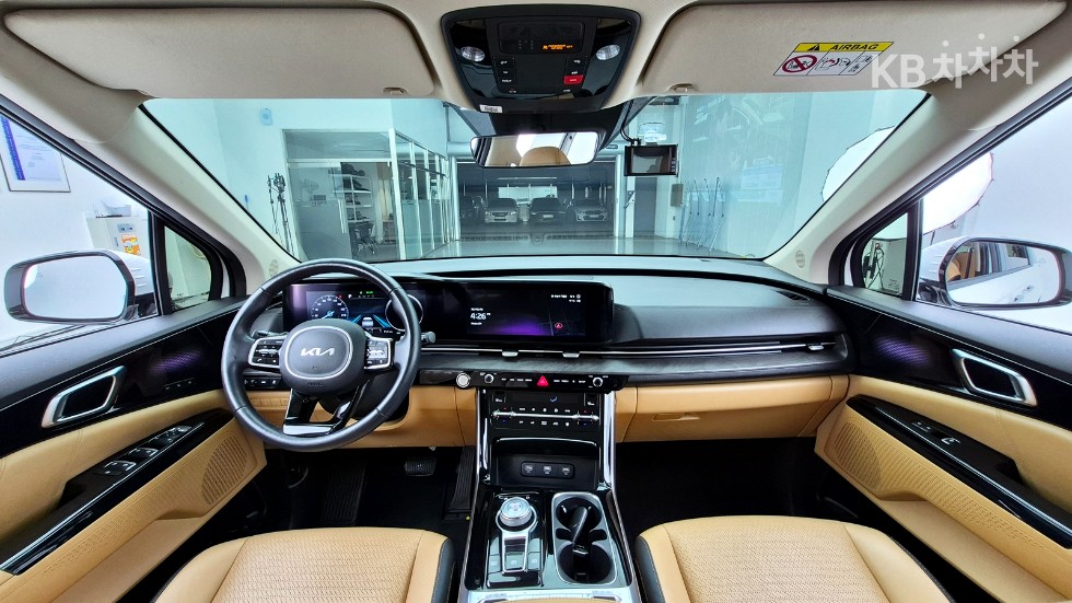 2022 - kia carnival