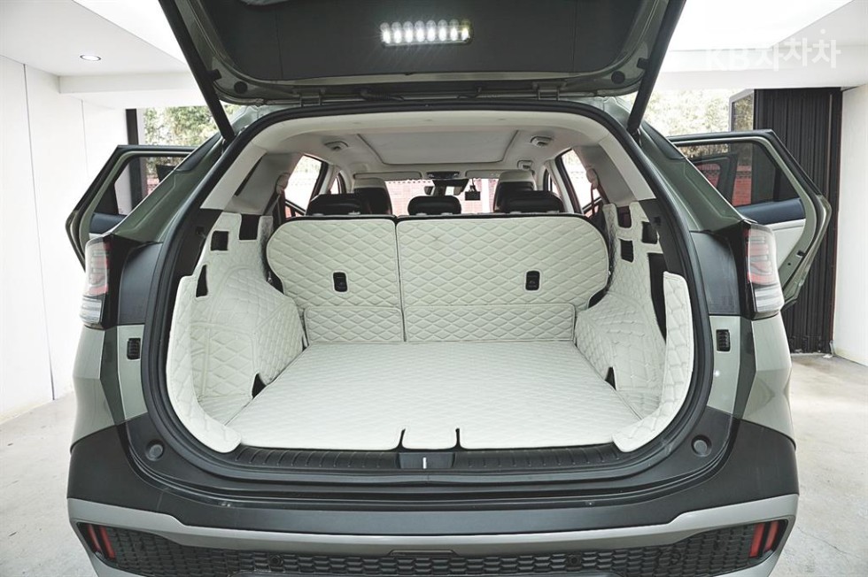 2022 - kia sportage