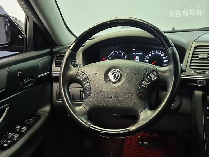 Kia Opirus Premium GH270 Deluxe Special 10