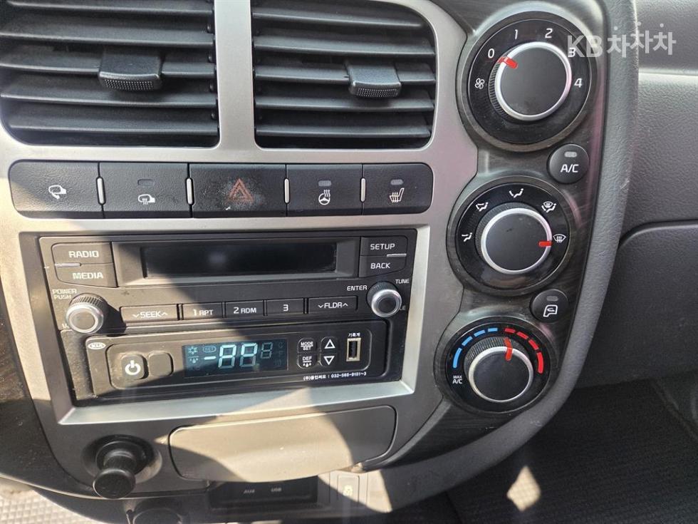2017 - kia bongo iii