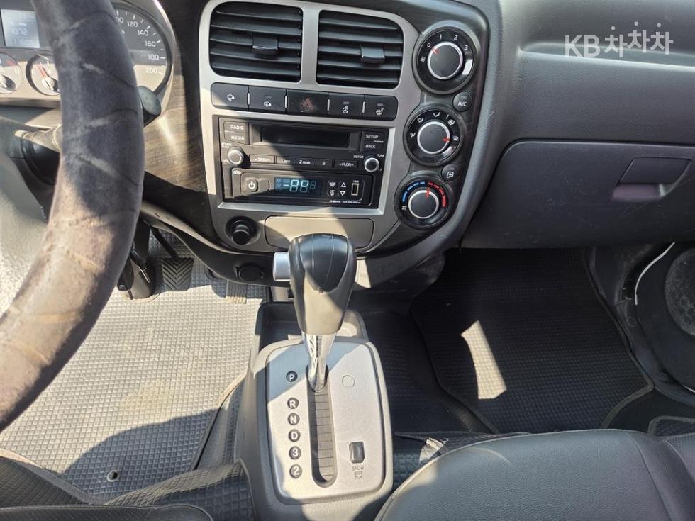 2017 - kia bongo iii