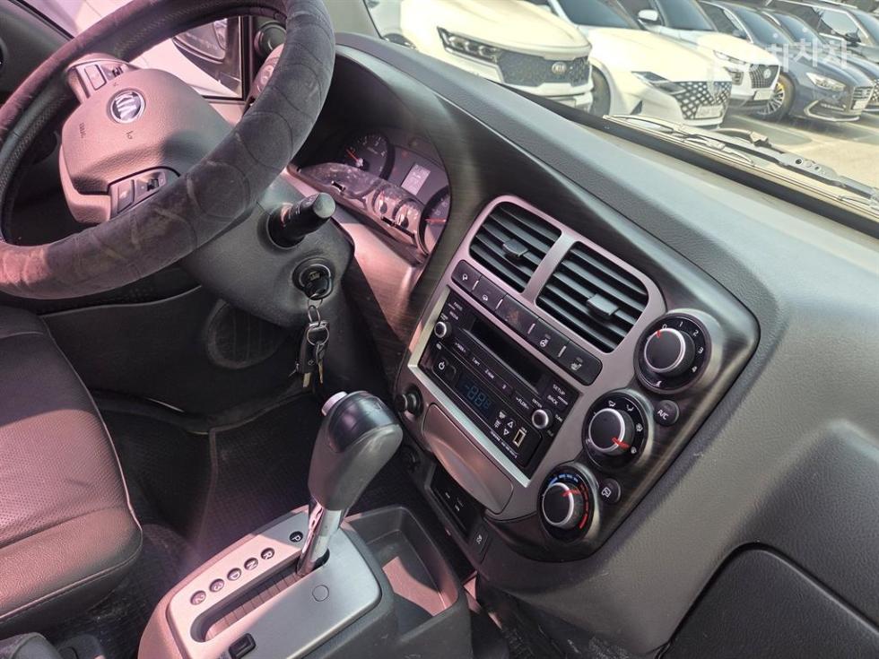 2017 - kia bongo iii