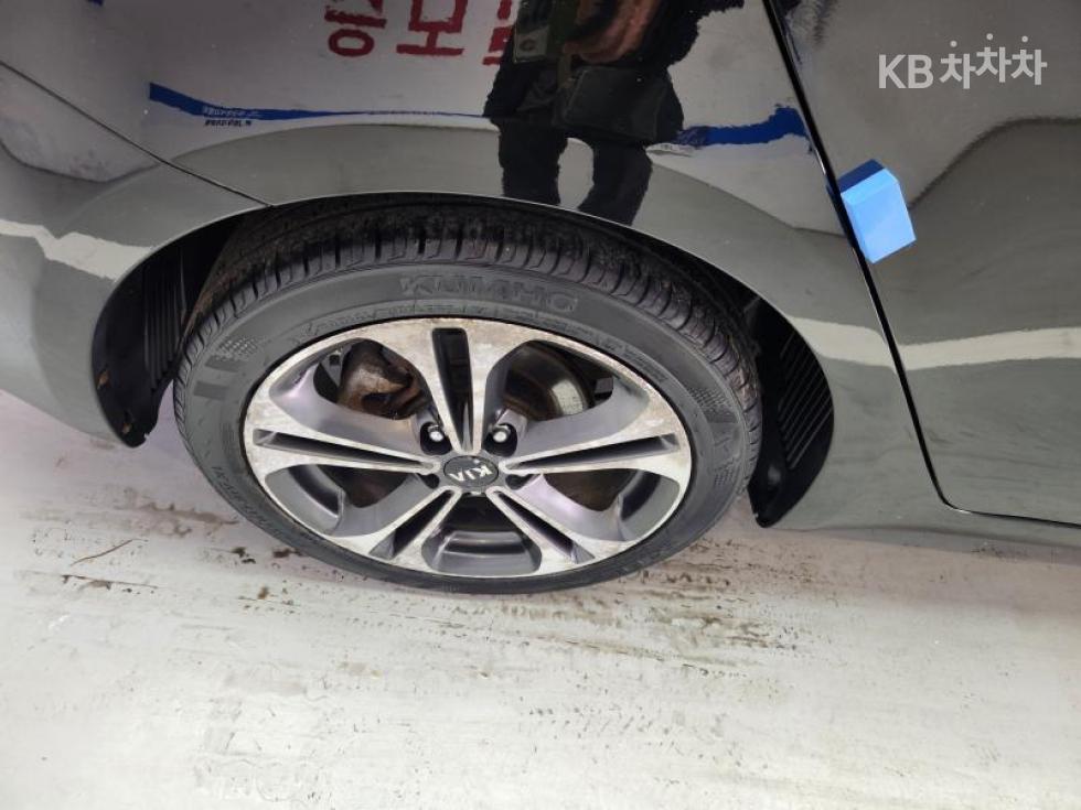 2013 - kia k3