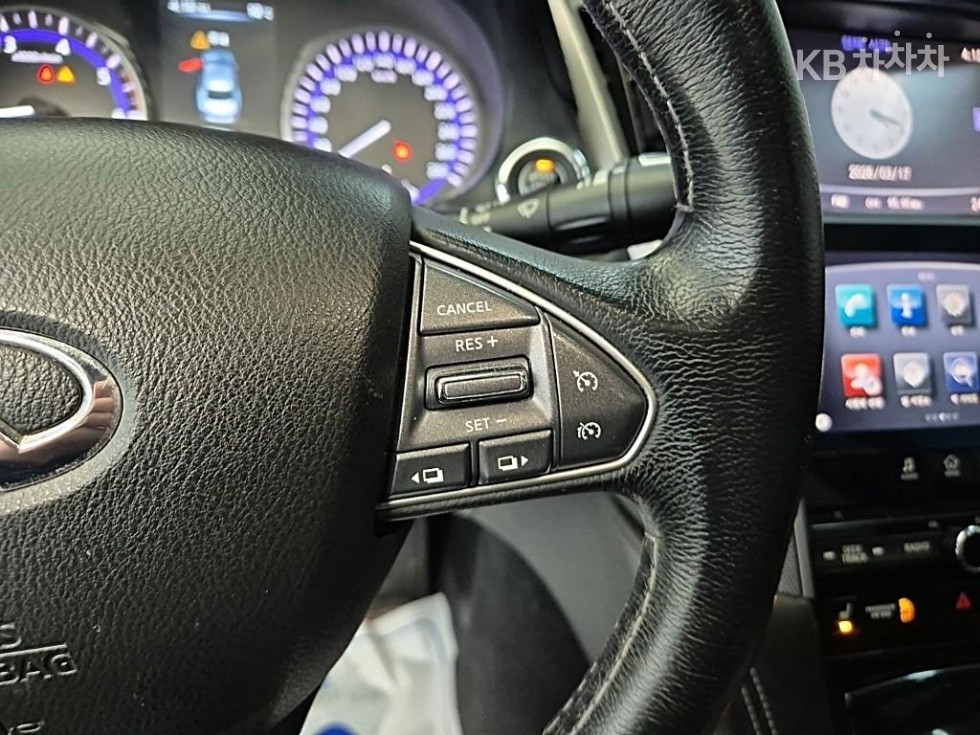 2016 - infiniti q50