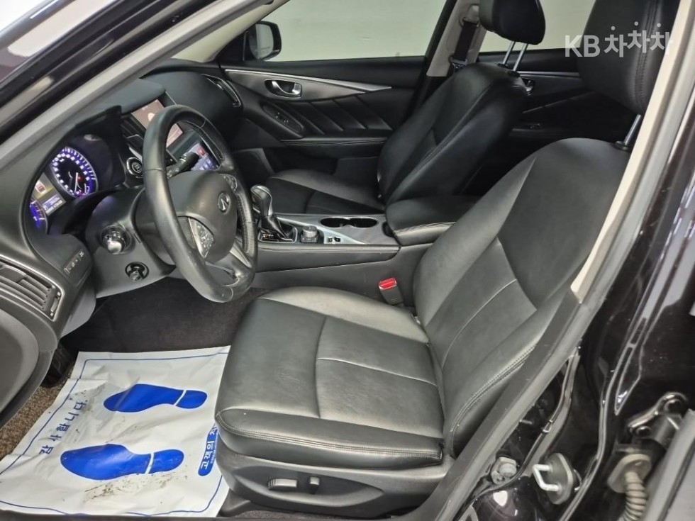 2016 - infiniti q50