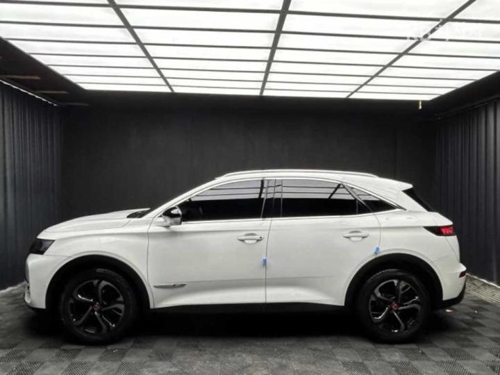 Citroen DS7 Crossback 2.0 BlueHDi Grand Chic 5