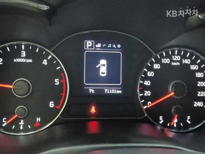 Kia K3 Diesel 1.6 Diesel Trendy E 6