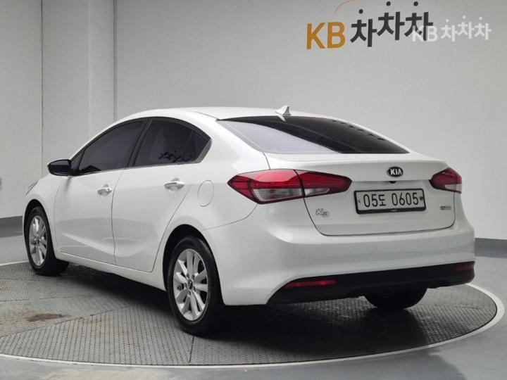 Kia K3 Diesel 1.6 Diesel Trendy E 3