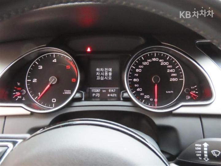 Audi A5 NEW 2.0 TDI Quattro Sportback 8TA 6