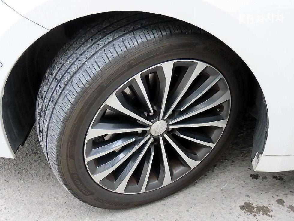 Hyundai Grandeur — miniaturë 20