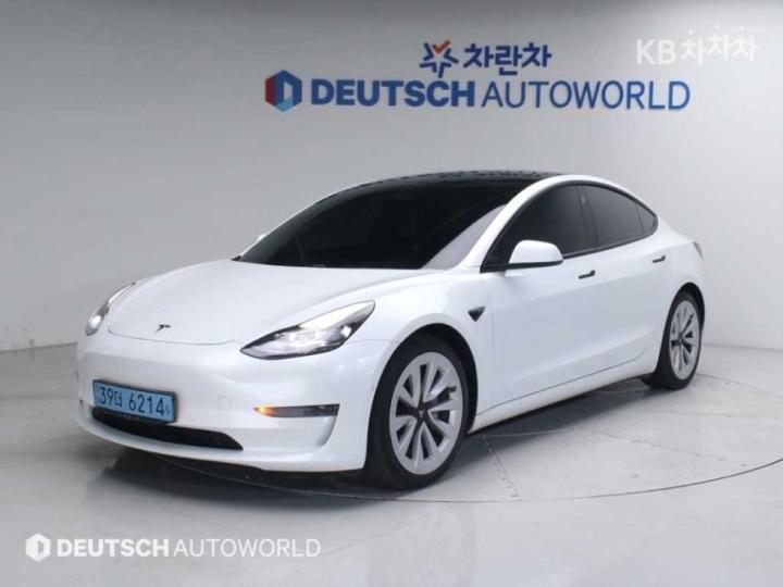 Tesla Model 3 Standard Range Plus 2
