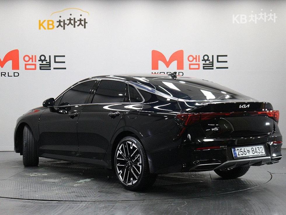 2025 - kia k5