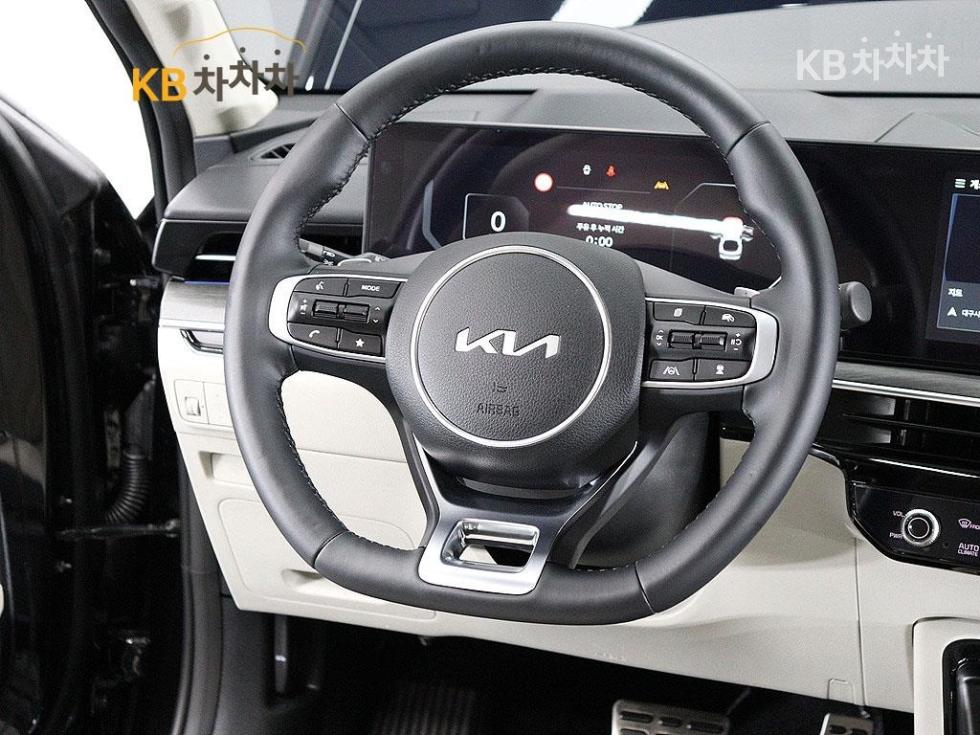 2025 - kia k5
