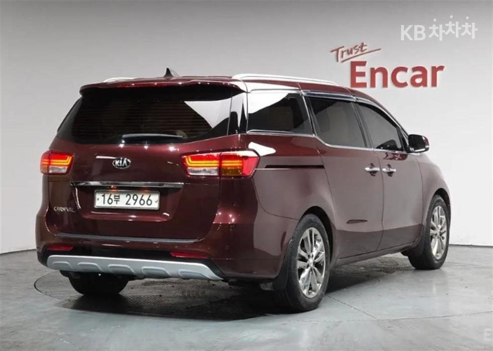 2016 - kia carnival
