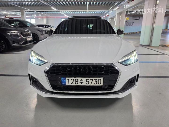 Audi A5 8W6 40 TFSI Quattro Sportback Base Type