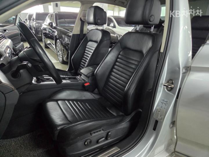 Volkswagen Passat GT 2.0 TDI 4Motion Prestige B8 9