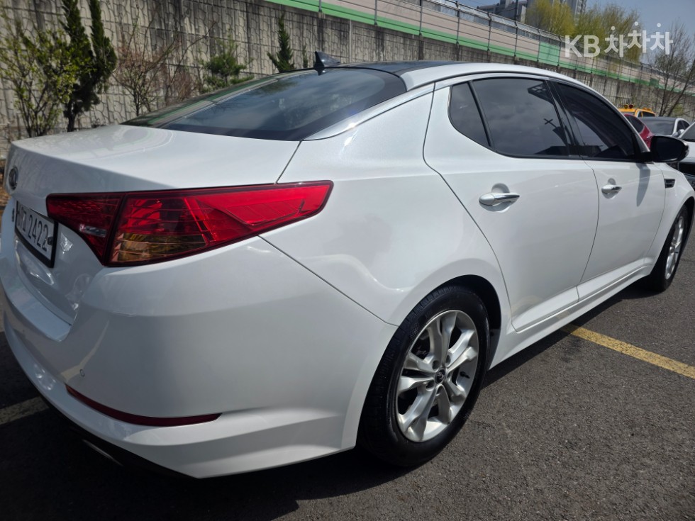 2012 - kia k5