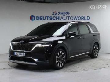 Kia Carnival 7-Seater Signature — foto 1