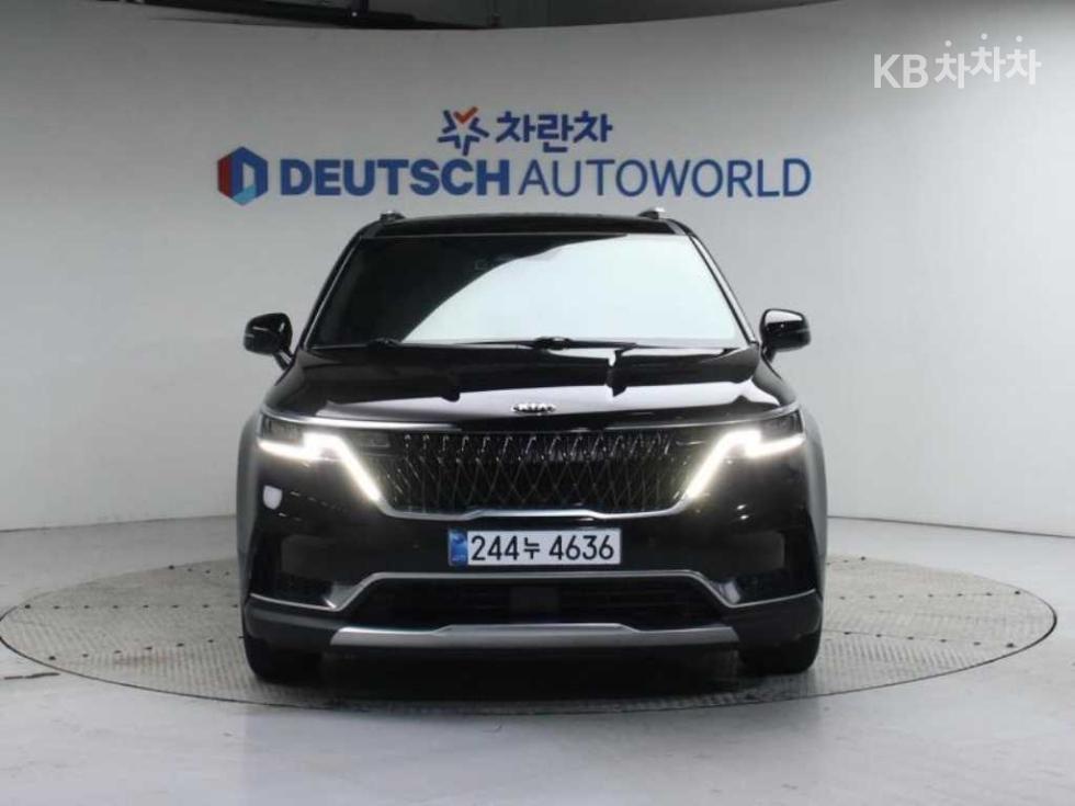 Kia Carnival — miniaturë 3
