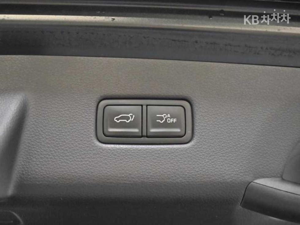 Kia Carnival — miniaturë 20