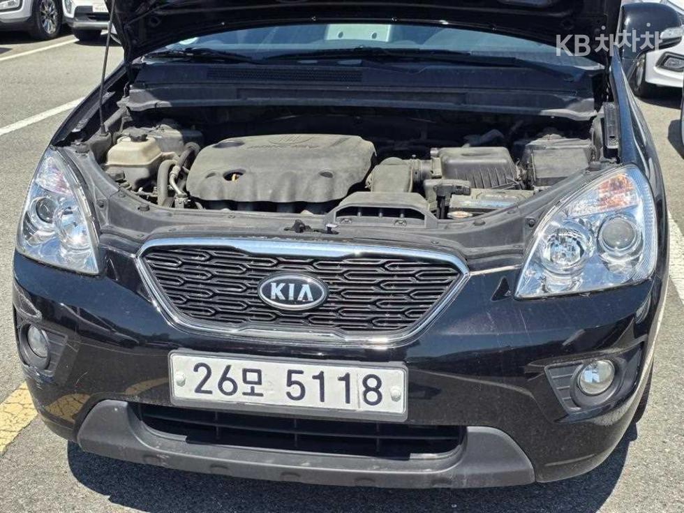 Kia Carens — miniaturë 3