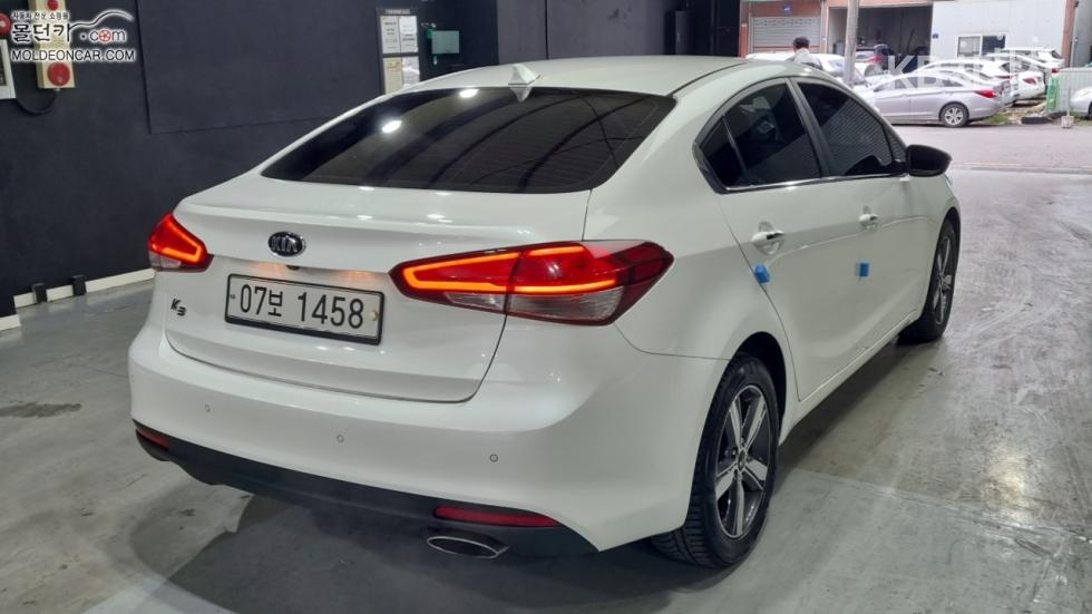 2018 - kia k3