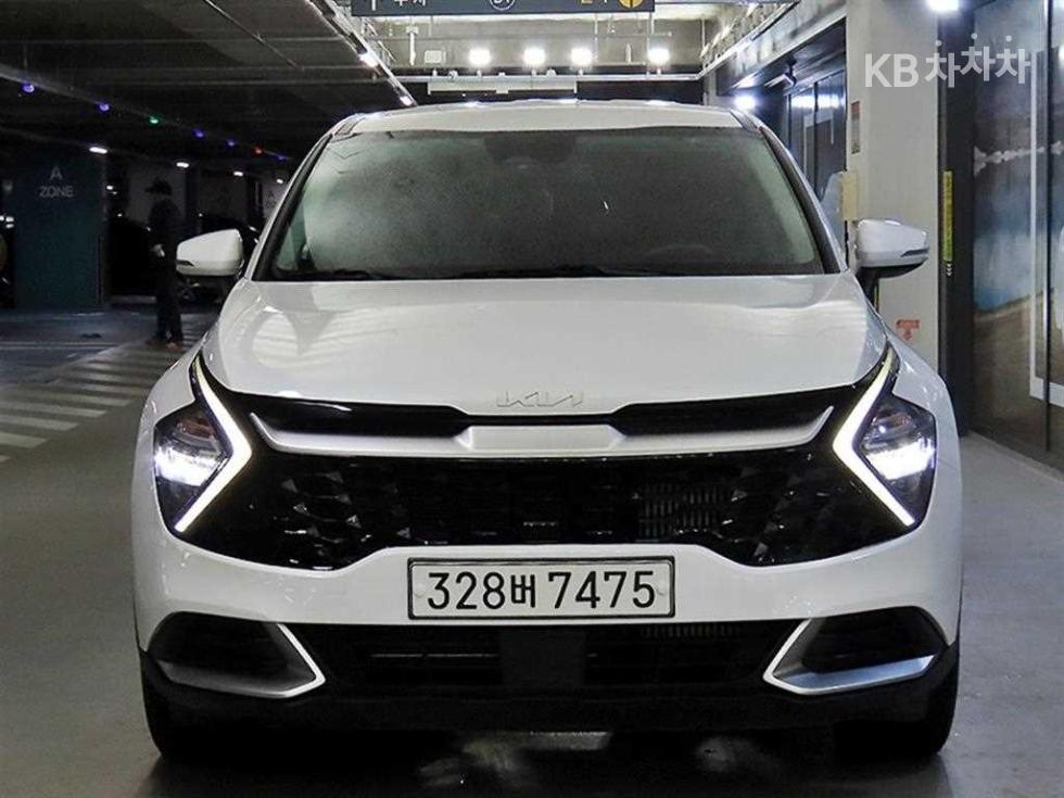 2022 - kia sportage