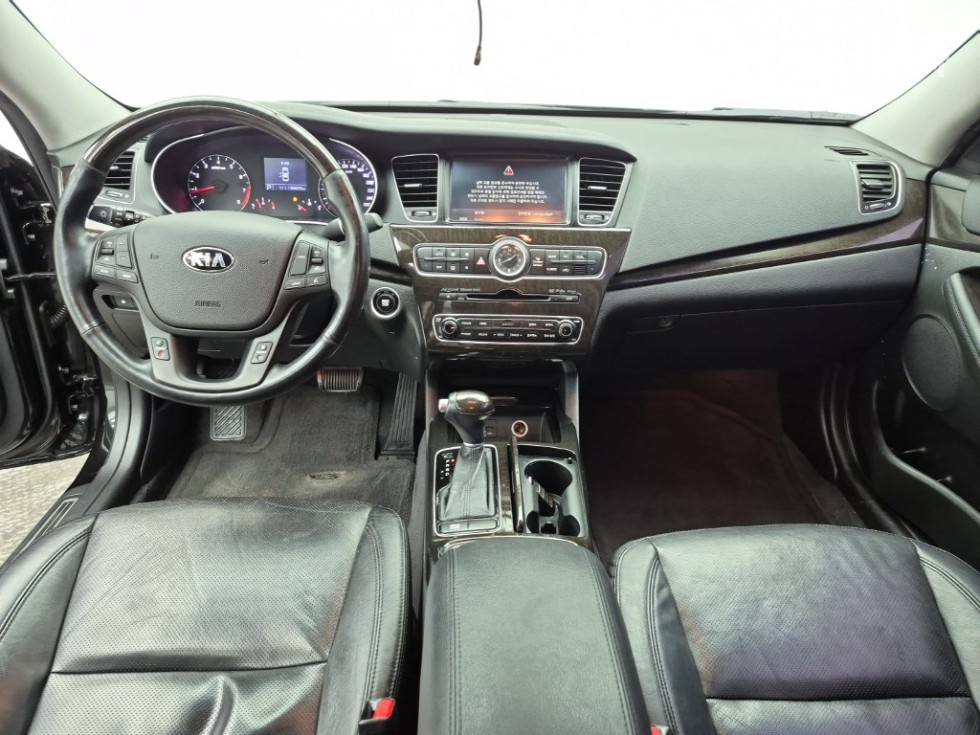2013 - kia k7