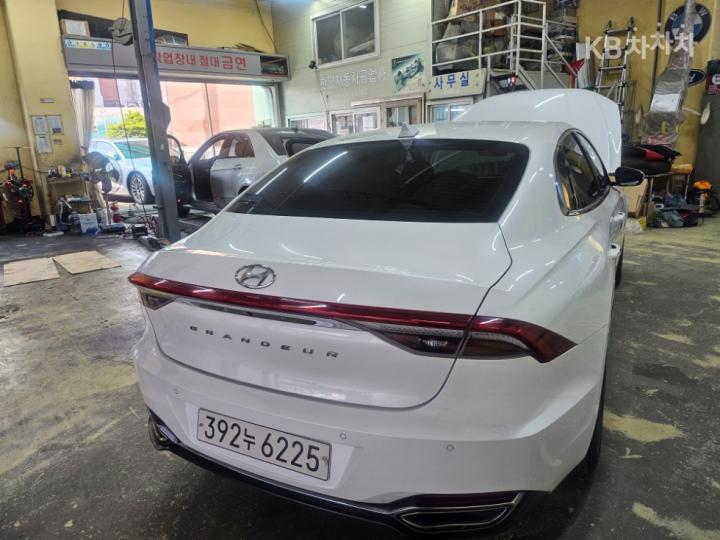 Hyundai Grandeur 2.5 Premium 5