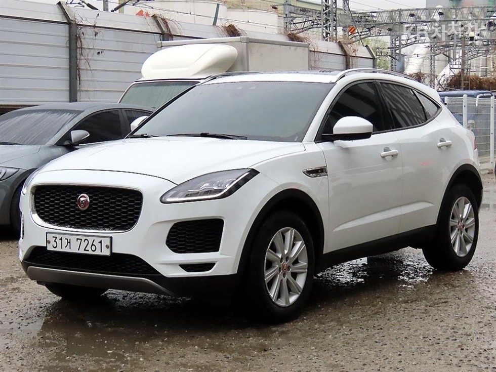 2019 - jaguar e-pace