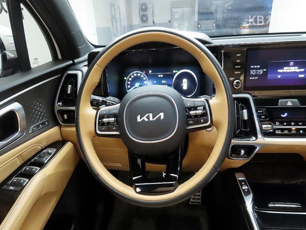 2023 - kia sorento