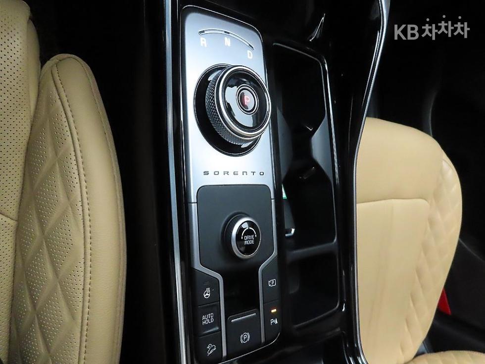 2023 - kia sorento