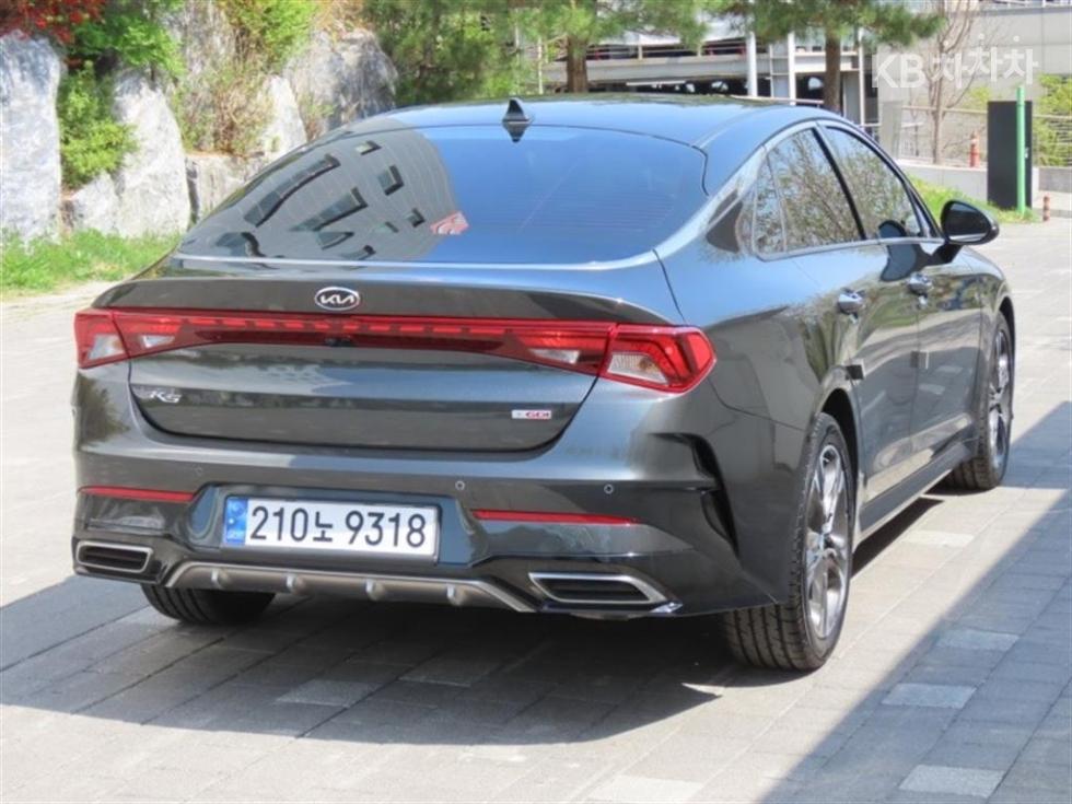 2021 - kia k5