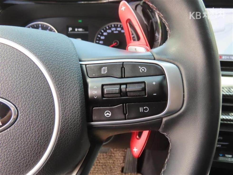 2021 - kia k5