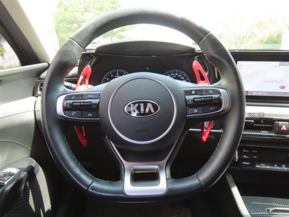 2021 - kia k5